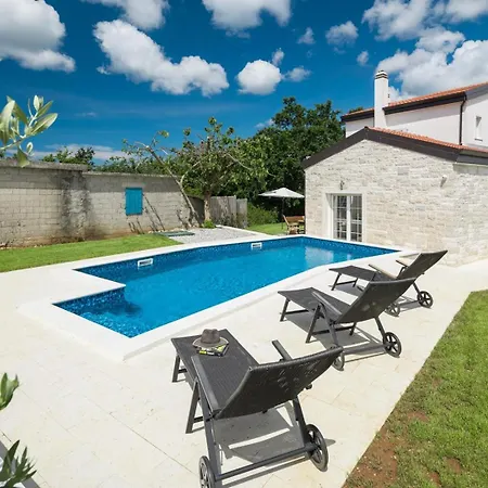 Nina Villa Poreč